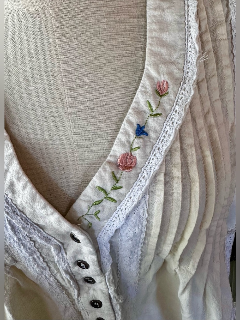 POL Embroidered Lace Boho Babydoll Tank Top Small - Picture 6 of 9